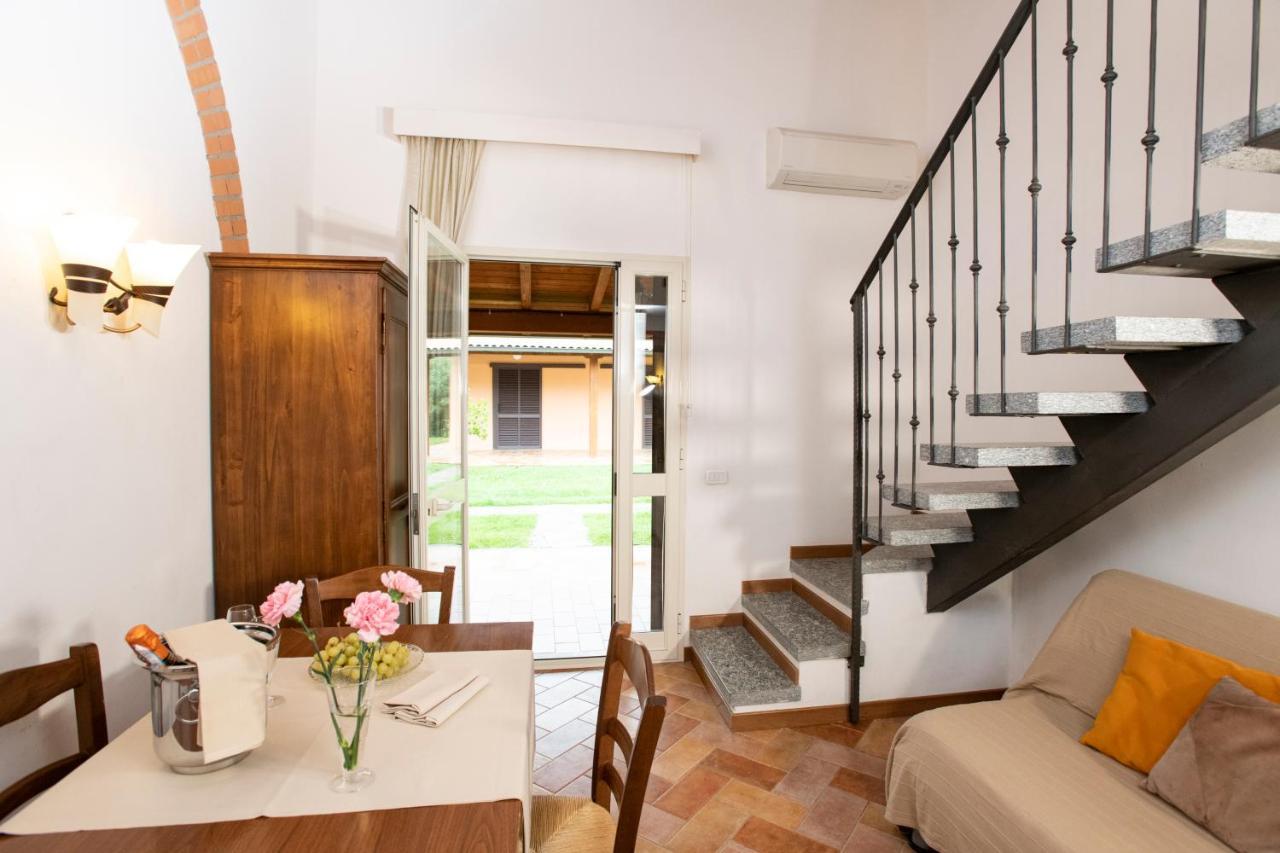 Aparthotel Borgo San Antonio & Borgo San Giuseppe By La Principina à Principina Terra Extérieur photo