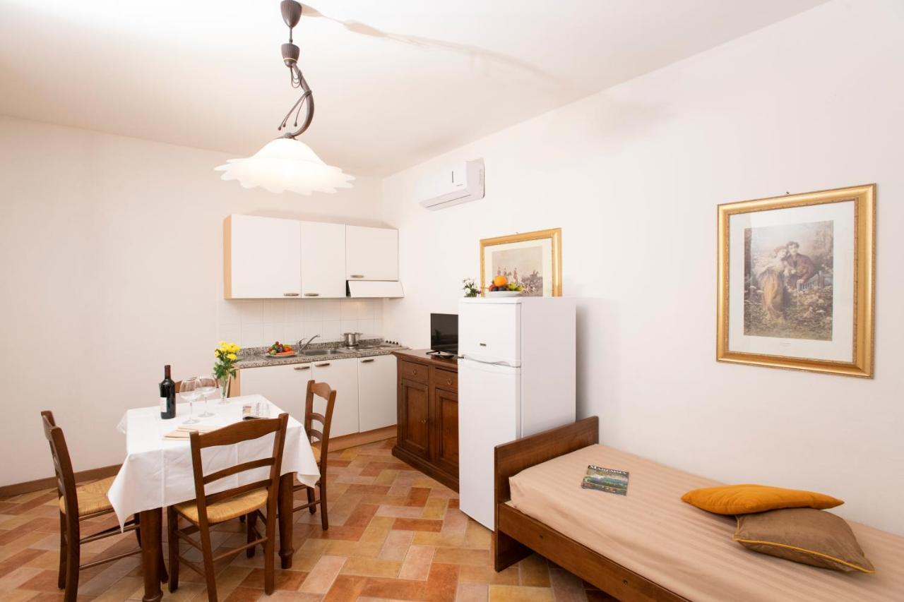 Aparthotel Borgo San Antonio & Borgo San Giuseppe By La Principina à Principina Terra Extérieur photo