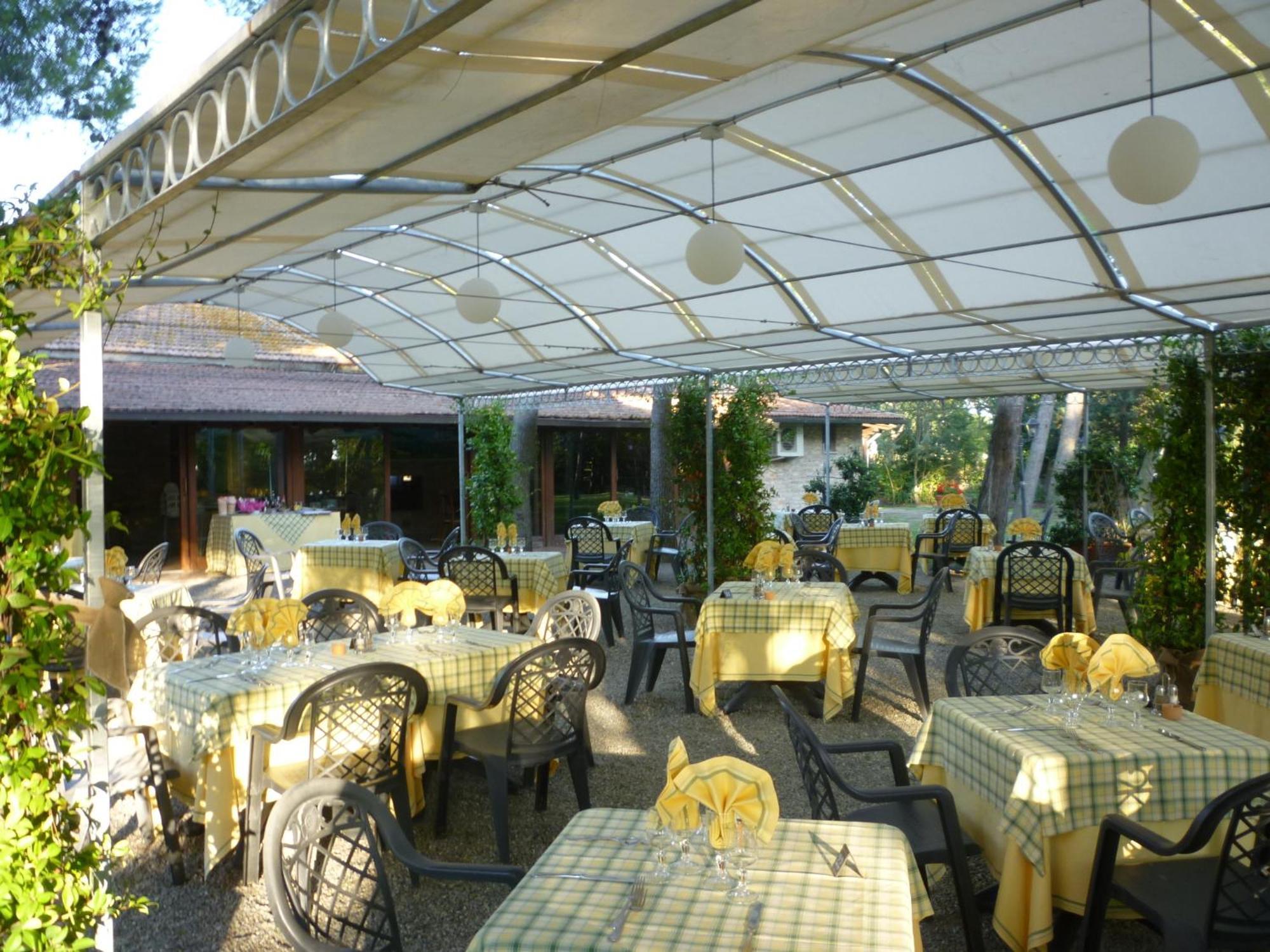 Aparthotel Borgo San Antonio & Borgo San Giuseppe By La Principina à Principina Terra Extérieur photo